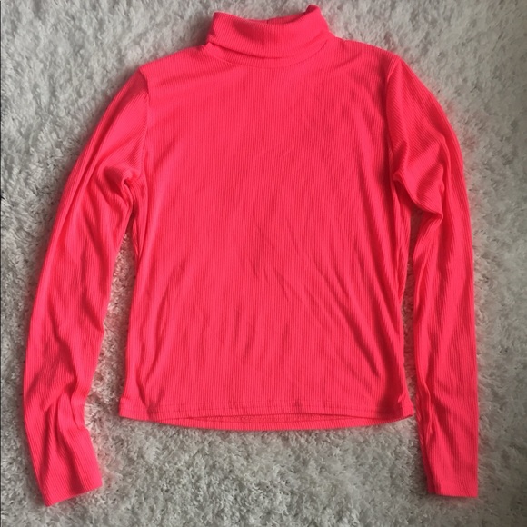 🤩NEON pink turtle neck - Picture 4 of 4